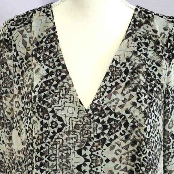 BCBGeneration Black Boho Long Sleeve Back Opening & Bow Shift Mini Dress S - Picture 2 of 11